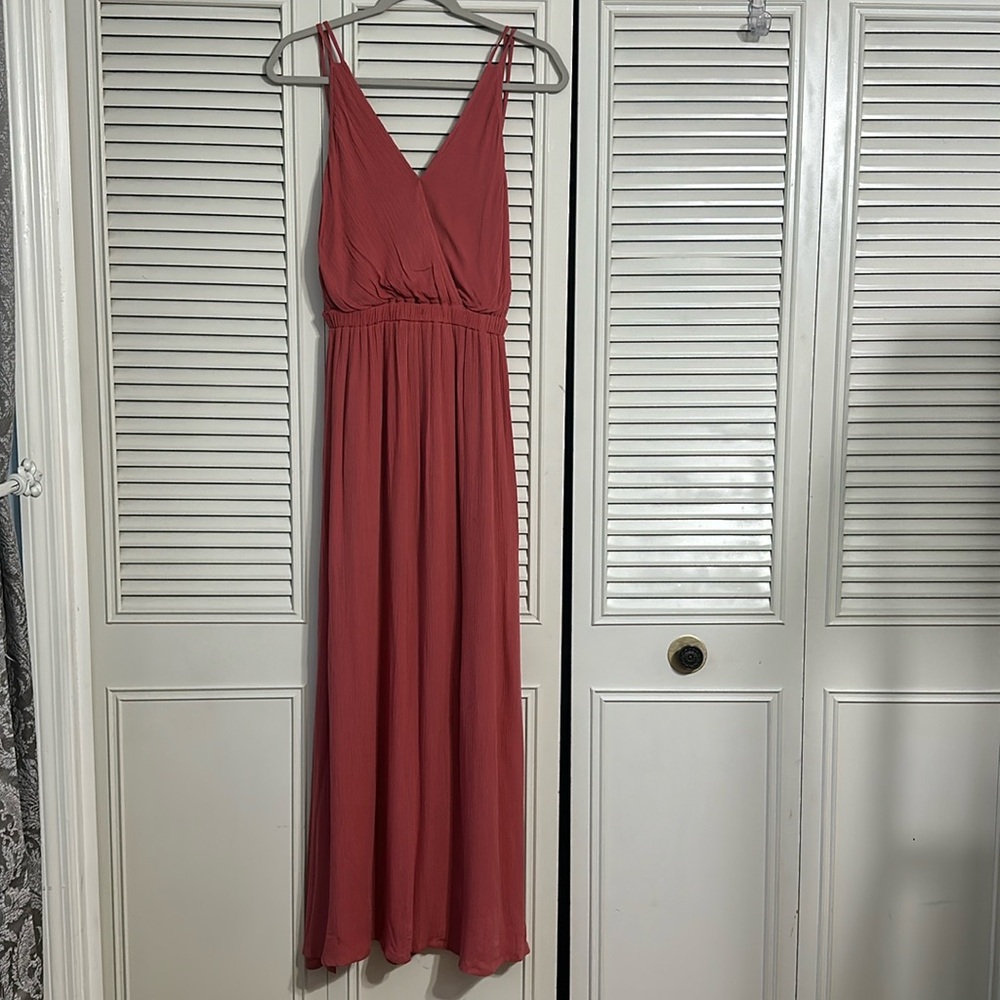 Lulu’s Lost In Paradise Rusty Rose Strappy Back Maxi Dress Sz: Small